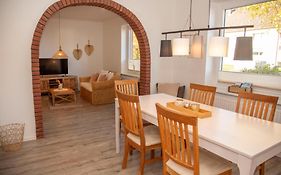 Grosses Ferienhaus Mit 4 Schlafzimmern