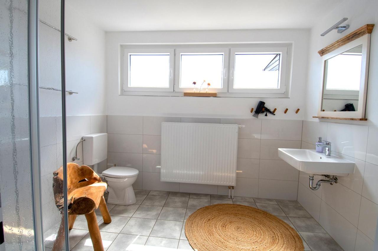 Grosses Ferienhaus Mit 4 Schlafzimmern Eutin Buitenkant foto