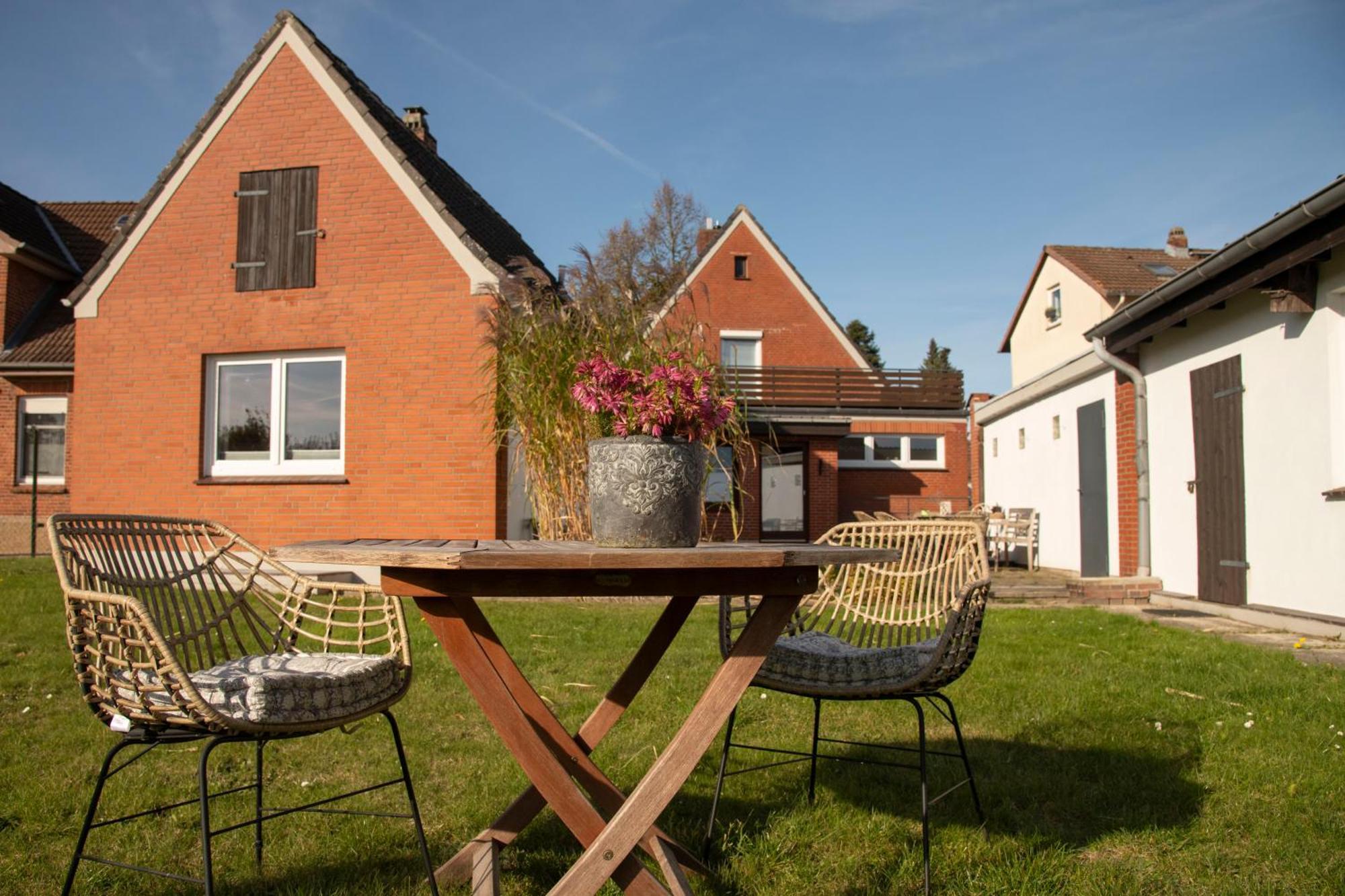 Grosses Ferienhaus Mit 4 Schlafzimmern Eutin Buitenkant foto